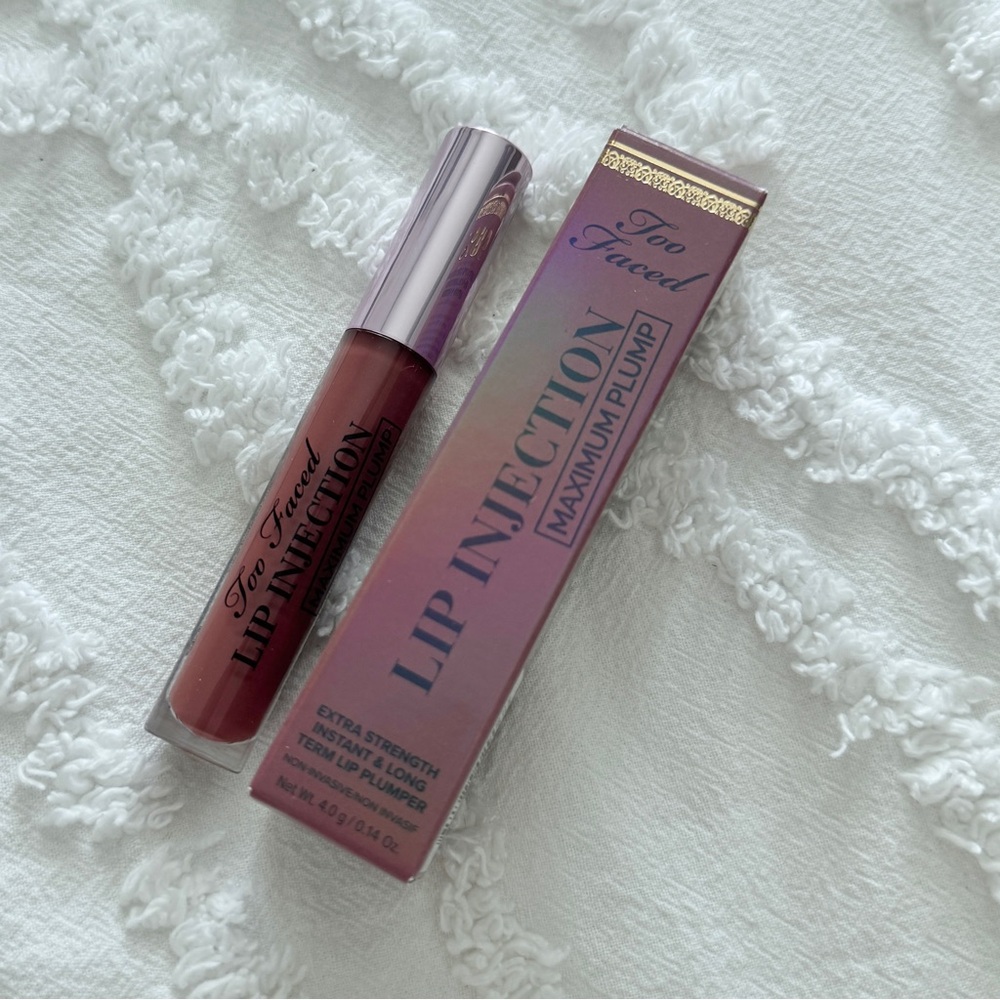 NEW Too Faced Lip Injection Maximum Plump Lip Gloss — Ready For It